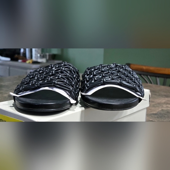 Bandolino Women's Melly Sandal #949 - Picture 7 of 10